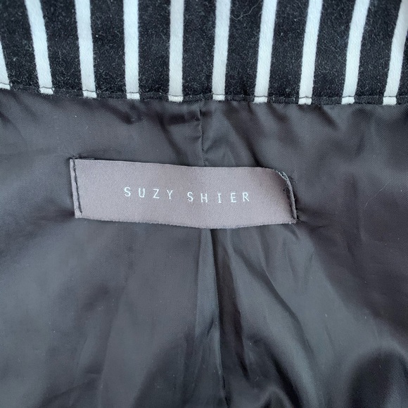 Stripe One Button Crop Blazer - Picture 7 of 10